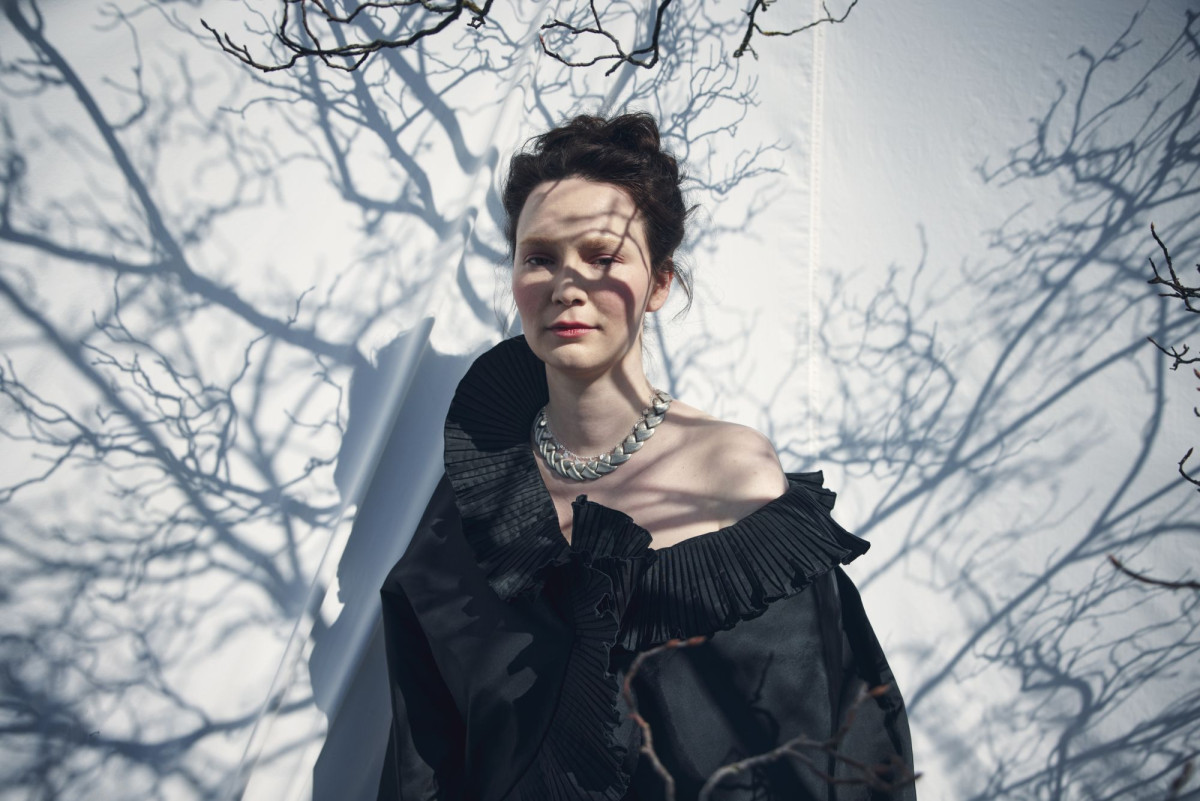 Zoë Më (CH) Zoë Më (CH)