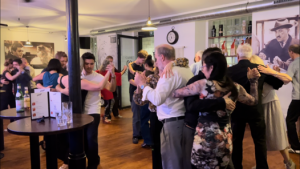 »Social Dance Practice« Tango Argentino und andere Tänze