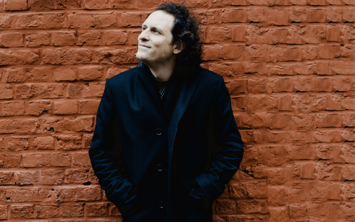 Alexandre Bloch dirigiert Mark Simpson Alexandre Bloch dirigiert Mark Simpson