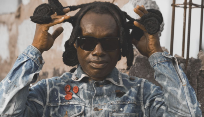 Okoe Solo Trommelshow