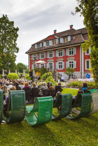 lauschig und persönlich ?  Zora del Buono und Tabea Steiner