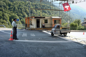 Roman Signer – die Ideale Reisegeschwindigkeit mit Q&a Roman Signer – die Ideale Reisegeschwindigkeit mit Q&a