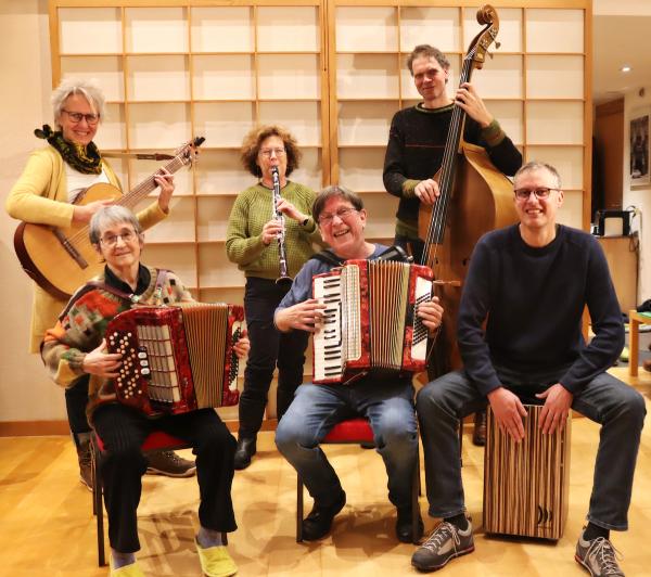 Samstagskonzert - Weltmusik-Ensemble (Winti) Samstagskonzert - Weltmusik-Ensemble (Winti)