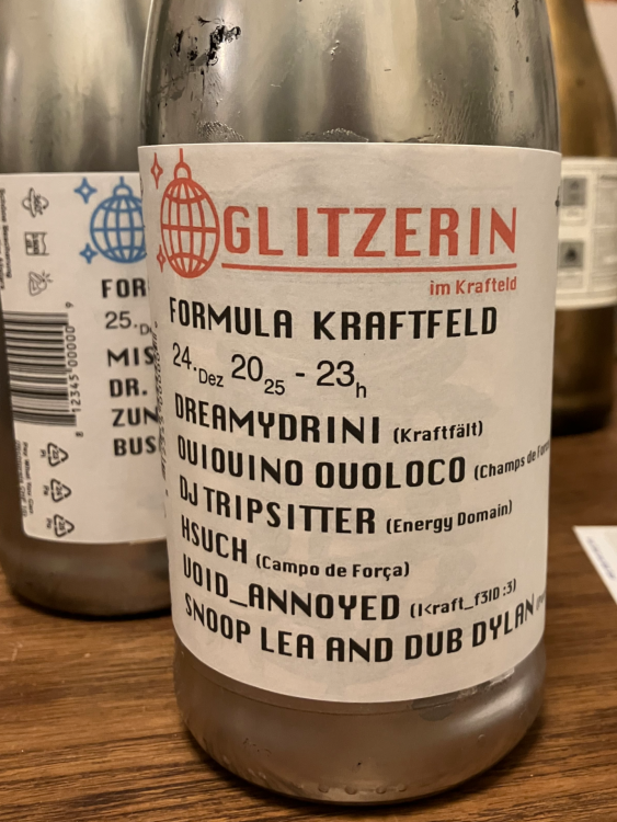 Glitzerin Formula Kraftfeld, Dreamydrini, Ouiouino Ouoloco, Dj Tripsitter, hsuch, void_annoyed, Snoop Lea and Dub Dylan