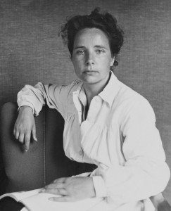 Unbekannte:r Fotograf:in, Porträt Margrit Aschwanden, um 1950 gemeinfrei / Public Domain Unbekannte:r Fotograf:in, Porträt Margrit Aschwanden, um 1950 gemeinfrei / Public Domain