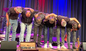 Pat & The BluesChargers – «Born With The Blues» Pat & The BluesChargers – «Born With The Blues»