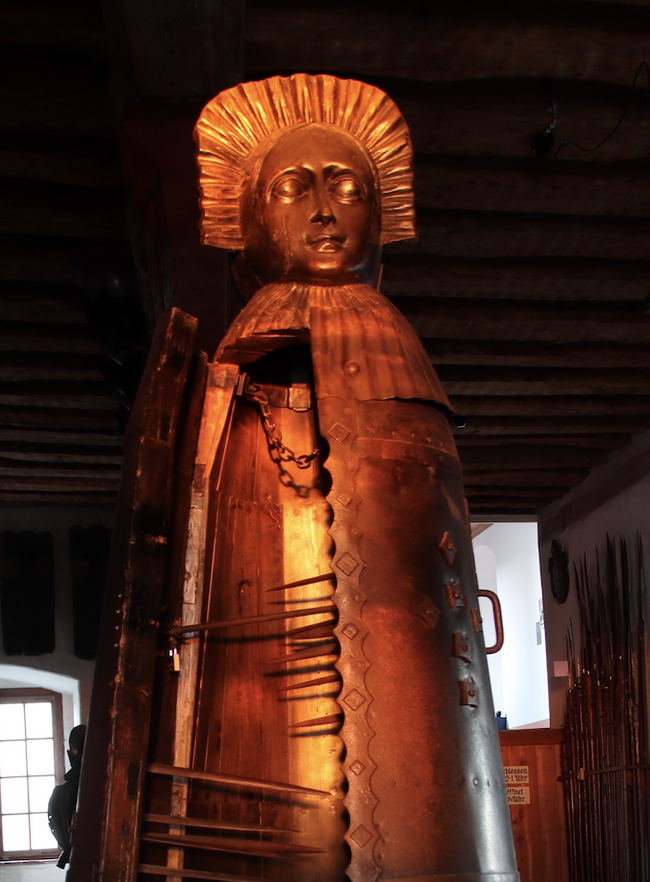 Die Eiserne Jungfrau Die Eiserne Jungfrau